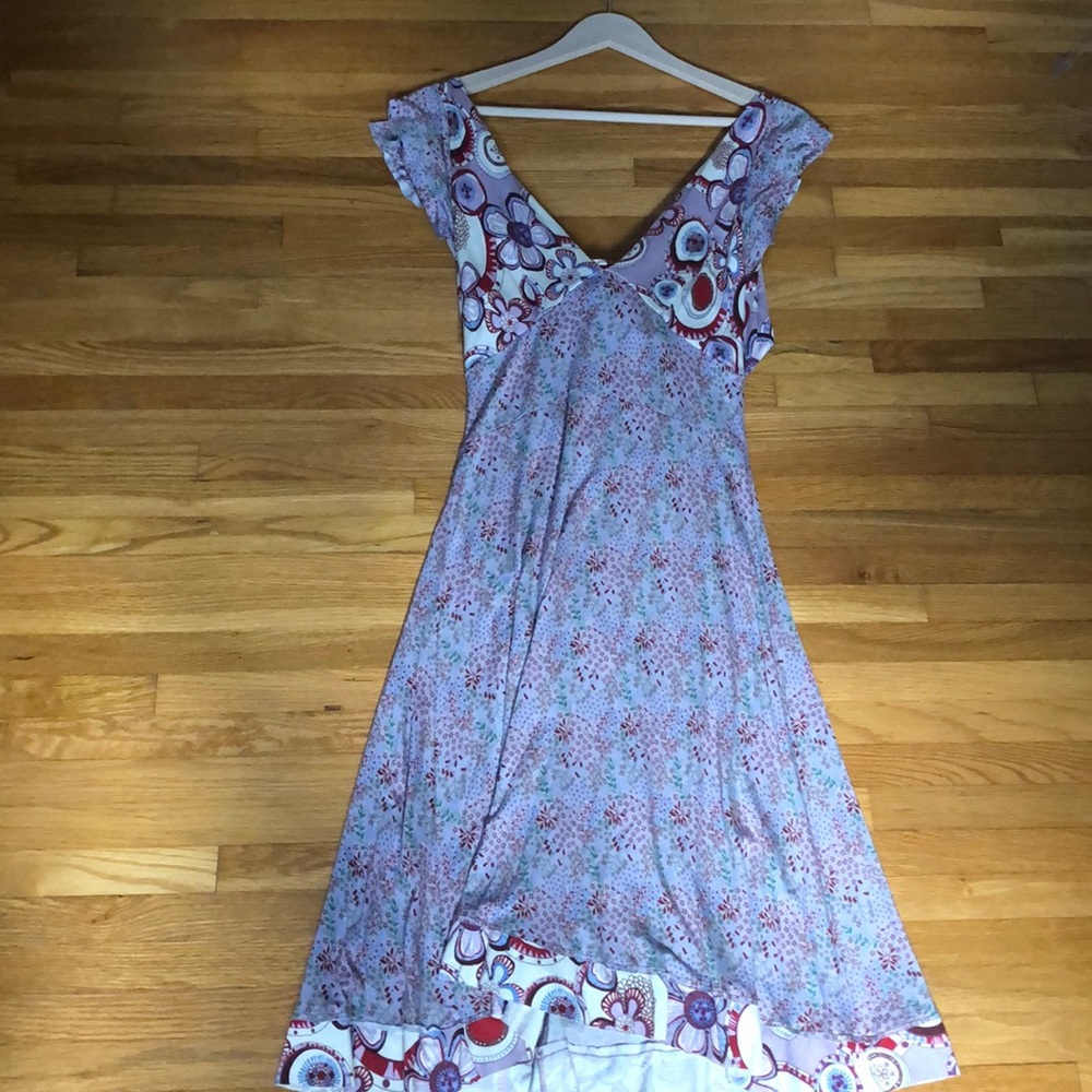 Live United Dress